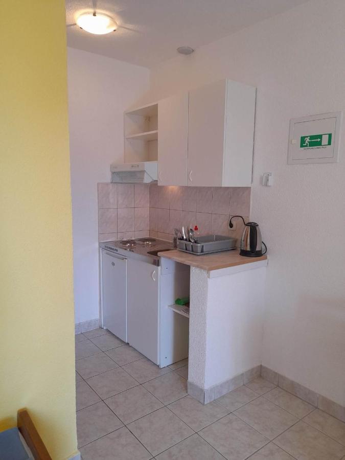 Apartments With A Parking Space Gradac, Makarska - 11332 Gradac  Exterior photo