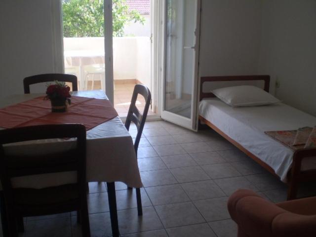 Apartments With A Parking Space Gradac, Makarska - 11332 Gradac  Room photo